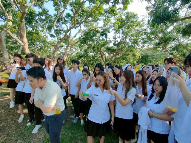 พัฒนากำลังคนที่มีสมรรถนะและทักษะแห่งอนาคต มุ่งเน้นการพัฒนาศักยภาพของบุคลากรและนักศึกษาให้มีทักษะที่สอดคล้องกับโลกอนาคต เช่น การได้รับรางวัล การส่งเสริมการเรียนรู้ผ่านโครงการรับสมัครเรียน หลักสูตร UP PSF และวิชา GE เพื่อยกระดับคุณภาพคนและสังคมแห่งการเรียนรู้