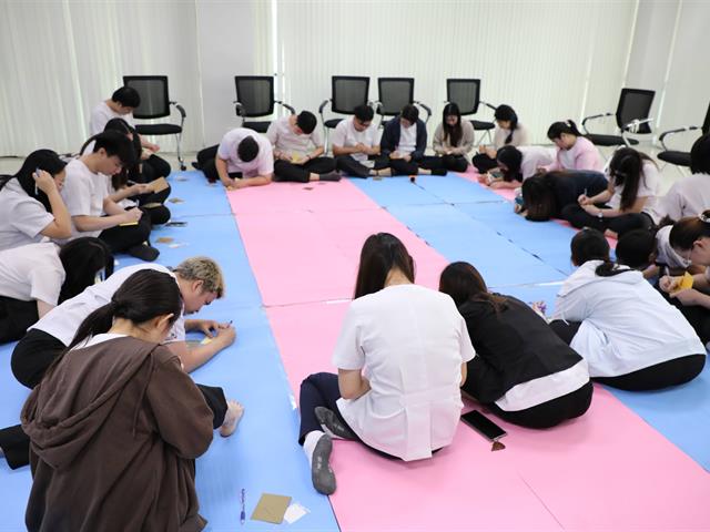 คณะทันตแพทยศาสตร์ มหาวิทยาลัยพะเยา จัดกิจกรรมปัจฉิมนิเทศนิสิตทันตแพทย์ คณะทันตแพทยศาสตร์ มหาวิทยาลัยพะเยา ประจำปีการศึกษา 2568