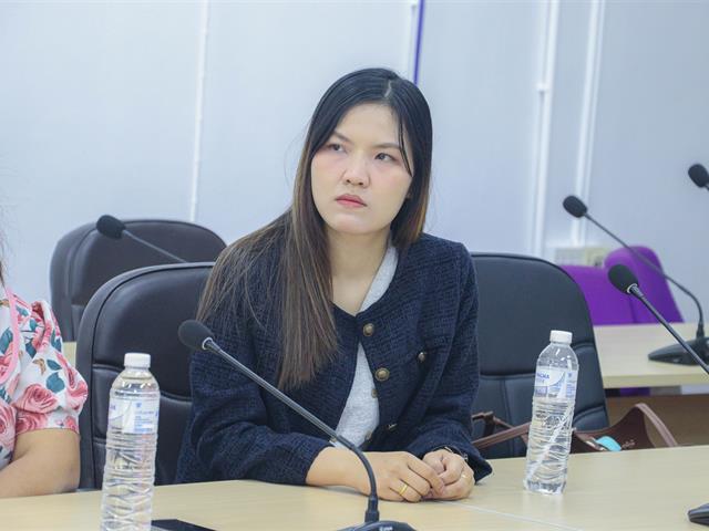 คณะรัฐศาสตร์และสังคมศาสตร์ 