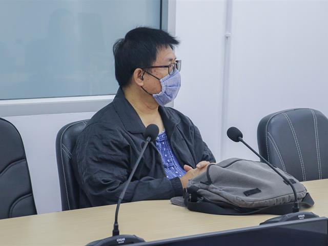 คณะรัฐศาสตร์และสังคมศาสตร์ 