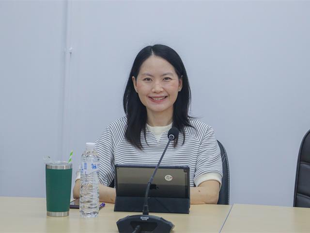 คณะรัฐศาสตร์และสังคมศาสตร์ 