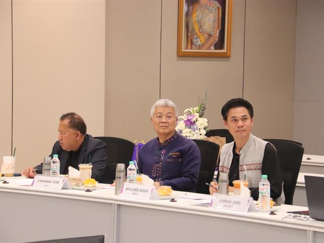 คณะกรรมการส่งเสริม