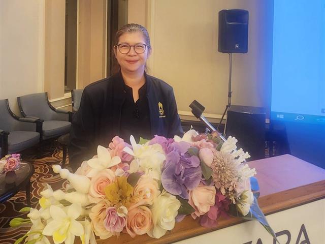 คณะหัวหน้าโครงการวิจัยคณะศิลปศาสตร์ เข้าร่วมโครงการพัฒนานักวิจัยและติดตามผลการดำเนินงานภายใต้ทุนวิจัย Fundamental Fund (FF) และกิจกรรม research camp