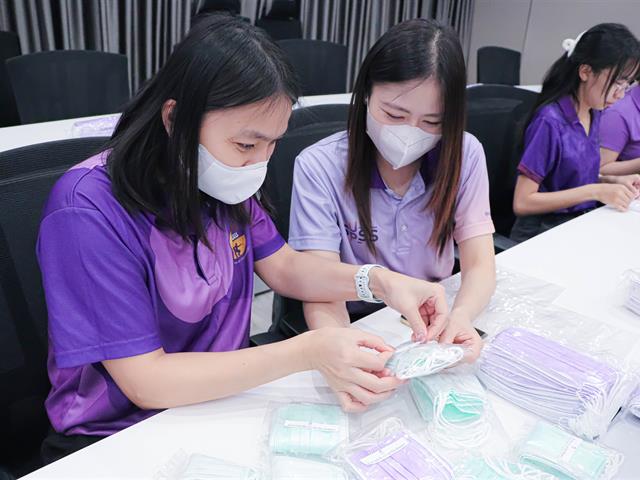 คณะรัฐศาสตร์และสังคมศาสตร์ 