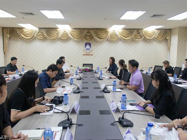 คณะศิลปศาสตร์ให้การต้อนรับ งานออกแบบและก่อสร้าง สำนักงานอธิการบดี มหาวิทยาลัยพะเยา ในโครงการแลกเปลี่ยนเรียนรู้ทางด้านงานก่อสร้างและปรับปรุง KM ประจำปีงบประมาณ 2569