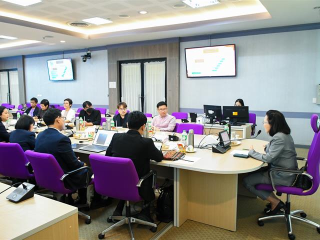 วิทยาลัยการศึกษา ดำเนินโครงการการปรับปรุงและพัฒนาหลักสูตรตามเกณฑ์มาตรฐานหลักสูตรและกรอบมาตรฐานคุณวุฒิระดับอุดมศึกษา