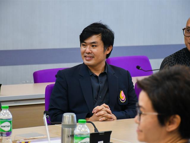 วิทยาลัยการศึกษา ดำเนินโครงการการปรับปรุงและพัฒนาหลักสูตรตามเกณฑ์มาตรฐานหลักสูตรและกรอบมาตรฐานคุณวุฒิระดับอุดมศึกษา