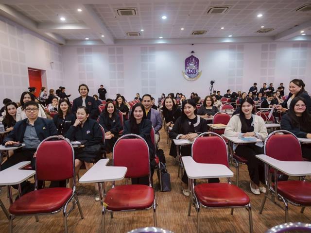 คณะบริหารธุรกิจและนิเทศศาสตร์  