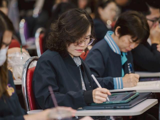 คณะบริหารธุรกิจและนิเทศศาสตร์  