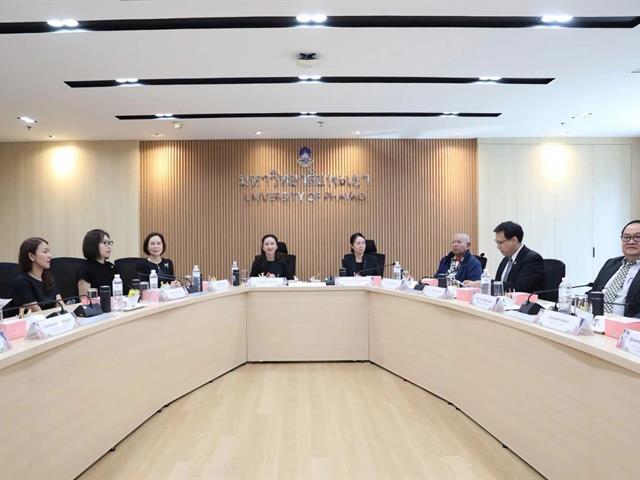 มหาวิทยาลัยพะเยา ร่วมลงนามบันทึกความเข้าใจความร่วมมือ กับ สำนักงานคณะกรรมการศึกษาขั้นพื้นฐาน (สพฐ.)  ยกระดับคุณภาพการศึกษา เพิ่มประสิทธิภาพในการจัดการศึกษาพิเศษ