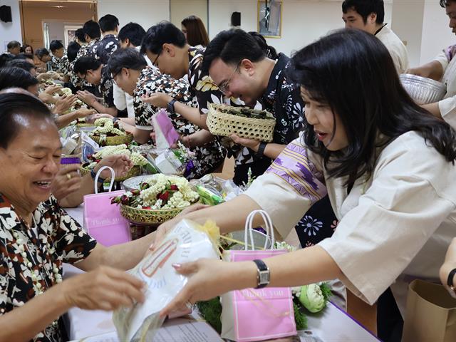 ม.พะเยา จัดพิธีสระเกล้าดำหัวนายกสภามหาวิทยาลัยและกรรมการสภาผู้ทรงคุณวุฒิ สืบสานวัฒนธรรมไทยในเทศกาลสงกรานต์ 2569