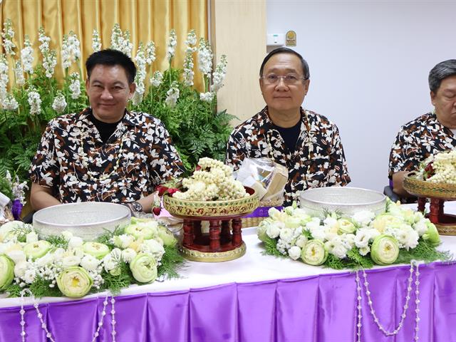 ม.พะเยา จัดพิธีสระเกล้าดำหัวนายกสภามหาวิทยาลัยและกรรมการสภาผู้ทรงคุณวุฒิ สืบสานวัฒนธรรมไทยในเทศกาลสงกรานต์ 2569