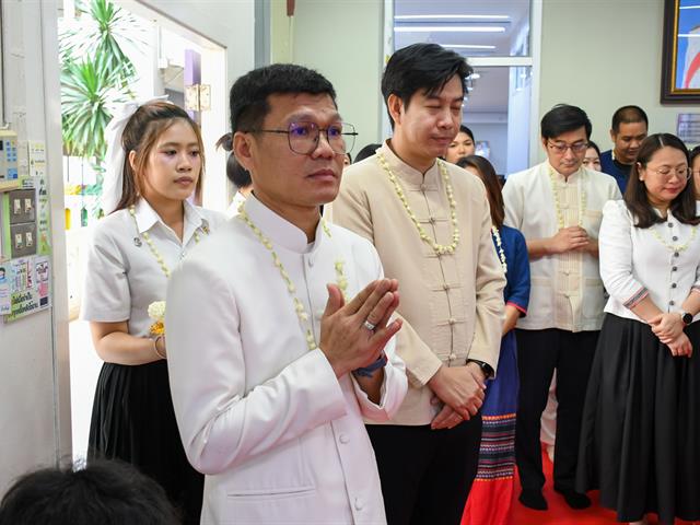 วิทยาลัยการศึกษา ดำเนินโครงการสืบสานประเพณีสงกรานต์ รดน้ำดำหัวผู้อาวุโสเพื่อเสริมสร้างความเกื้อกูลในองค์กร ประจำปี ๒๕๖๙