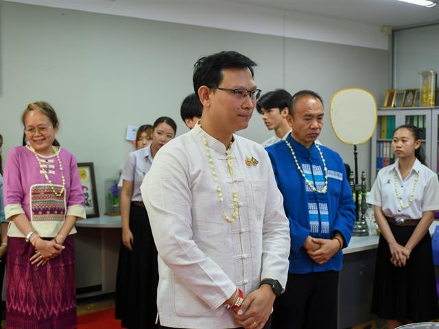 วิทยาลัยการศึกษา ดำเนินโครงการสืบสานประเพณีสงกรานต์ รดน้ำดำหัวผู้อาวุโสเพื่อเสริมสร้างความเกื้อกูลในองค์กร ประจำปี ๒๕๖๙