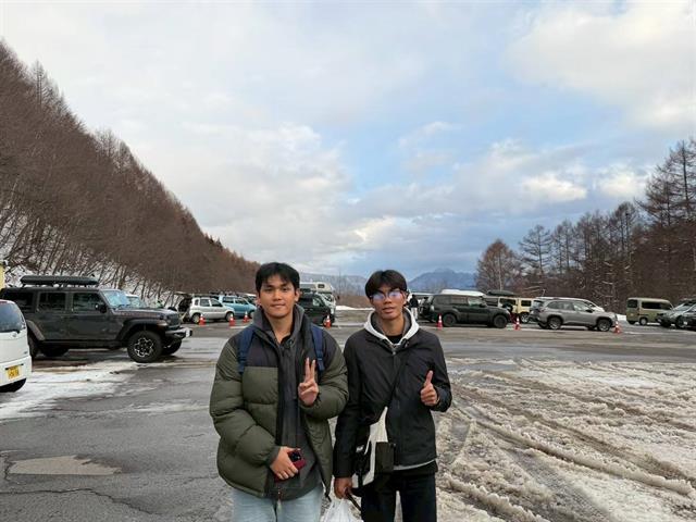 ผู้บริหารและนิสิตโครงการสหกิจศึกษาต่างประเทศ คณะศิลปศาสตร์ เข้าพบอธิการบดีเพื่อรายงานผลการดำเนินงาน ประจำปีการศึกษา 2569