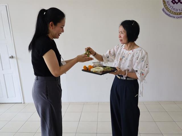 บุคลากรวิทยาเขตเชียงรายร่วมจัดพิธีสระเกล้าดำหัวผู้อำนวยการอย่างพร้อมเพรียง