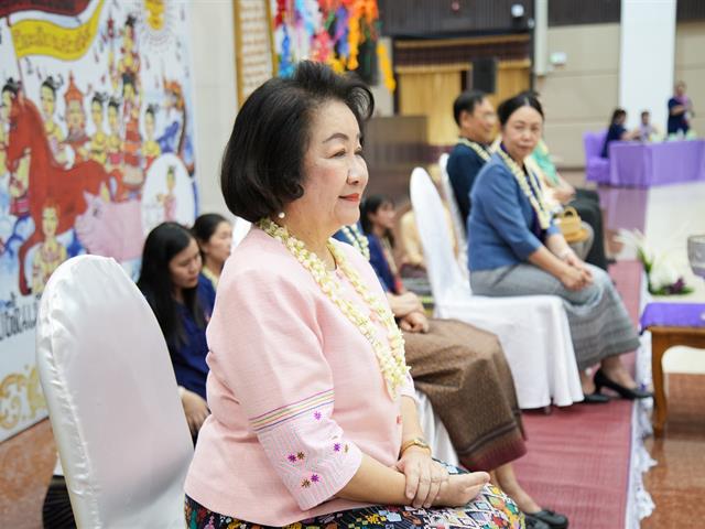 คณะทันตแพทยศาสตร์ มหาวิทยาลัยพะเยา เข้าร่วมพิธีสระเกล้าดำหัวอธิการบดีและผู้อาวุโส ในงาน “ประเพณีปี๋ใหม่เมือง มหาวิทยาลัยพะเยา ม.พะเยา ประจำปี 2569”