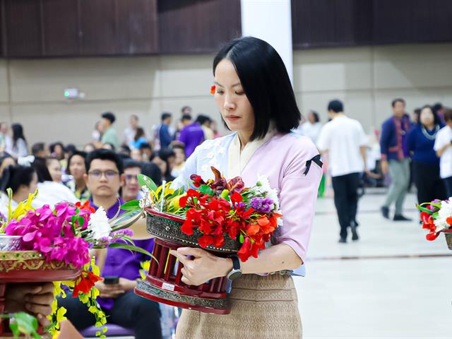 คณะรัฐศาสตร์และสังคมศาสตร์ 