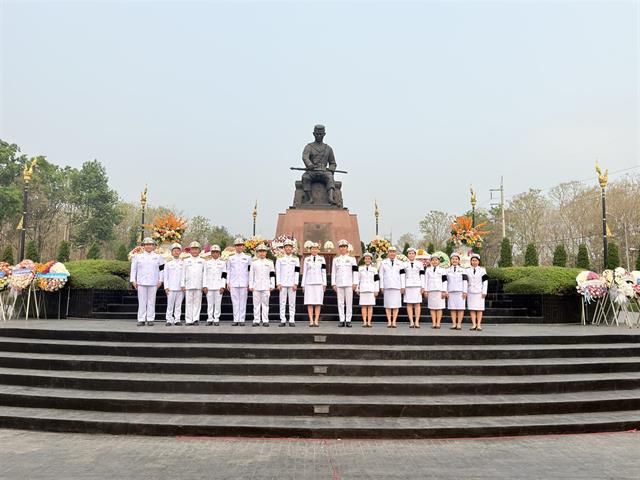 คณะรัฐศาสตร์และสังคมศาสตร์ 