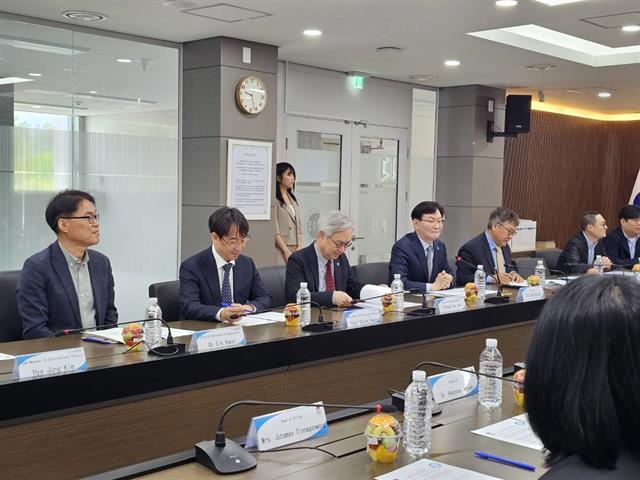 ม.พะเยา เดินหน้าสร้างเครือข่ายระดับโลก ลงนาม MOU ร่วมกับ GKNU ประเทศเกาหลีใต้ เล็งขยายความร่วมมือวิจัยไตรภาคีร่วมกับมหาวิทยาลัยในสหภาพยุโรป