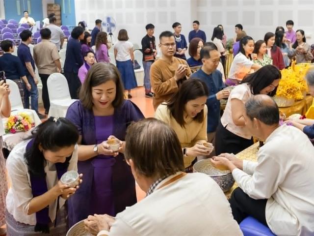 คณะศิลปศาสตร์ได้จัดโครงการ “สุขสะหรี ปี๋ใหม่เมือง และทำบุญคณะศิลปศาสตร์” ประจำปี ๒๕๖๙