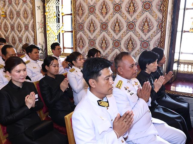 คณะรัฐศาสตร์และสังคมศาสตร์ 