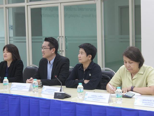 ตรวจเยี่ยมคณะพยาบาลศาสตร์ มหาวิทยาลัยราชภัฏลำปาง ในนามสถาบันพี่เลี้ยง เพื่อเตรียมความพร้อมต่อการรับรองสถาบันการศึกษาวิชาการพยาบาลและการผดุงครรภ์ ประจำปีการศึกษา 2568