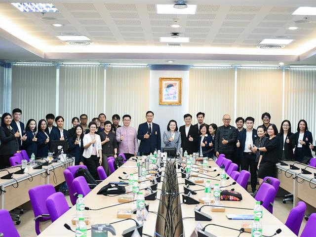 School of Education Conducts Curriculum Revision Aligning with TQF Standards