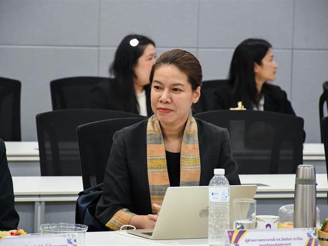 School of Education Conducts Curriculum Revision Aligning with TQF Standards