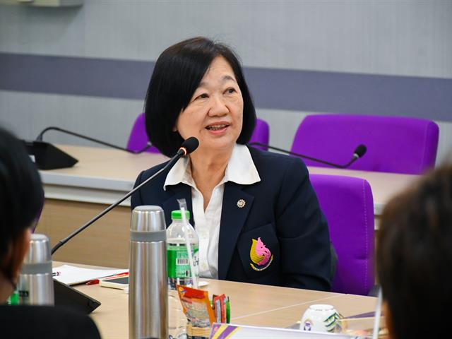 School of Education Conducts Curriculum Revision Aligning with TQF Standards