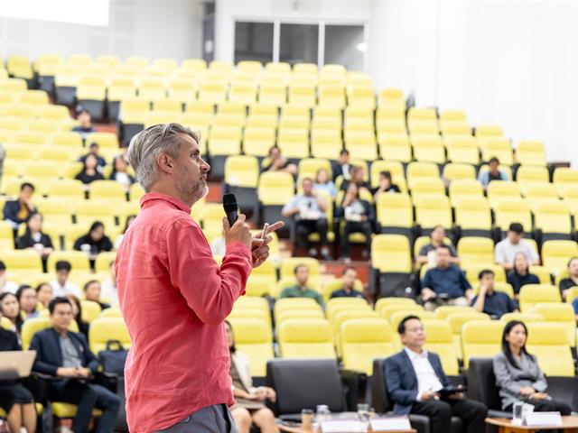 กองบริหารงานวิจัย มหาวิทยาลัยพะเยา จัดกิจกรรม “เรียนรู้จากพี่เลี้ยงเดอะ ซีรีย์” ปีที่ 7 ผลักดันให้นักวิจัยสร้างเครือข่ายระดับนานาชาติ