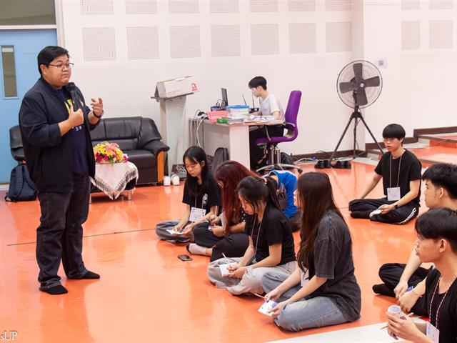 คณะศิลปศาสตร์จัดโครงการพัฒนาศักยภาพผู้นำนิสิตคณะศิลปศาสตร์