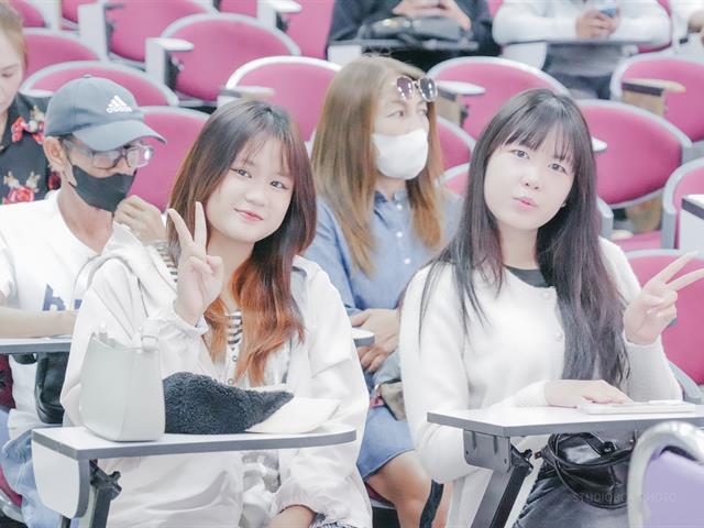 คณะบริหารธุรกิจและนิเทศศาสตร์  