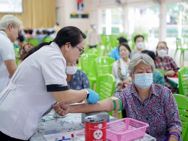 โครงการยกระดับการดูแลผู้สูงอายุด้วยโภชนบำบัดแม่นยำที่บูรณาการ   ข้อมูลสุขภาพช่องปากและผลทางห้องปฏิบัติการทางการแพทย์    ภายใต้โครงการศูนย์สัมฤทธิ์สุข