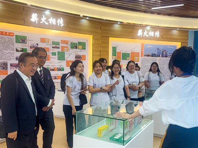 คณะสาธารณสุขศาสตร์มหาวิทยาลัยพะเยา ได้เดินทางไปปฏิบัติภารกิจ ณ มหาวิทยาลัยการแพทย์แผนจีนกว่างซี สาธารณรัฐประชาชนจีน