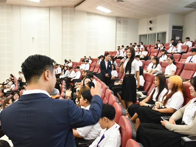 วิทยาลัยการศึกษา ดำเนินการจัดโครงการปฐมนิเทศนิสิตใหม่ ระดับปริญญาตรี ประจำปีการศึกษา 2569 ต้อนรับ "ฟ้ามุ่ยช่อที่ 16" สู่รั้วมหาวิทยาลัยพะเยา