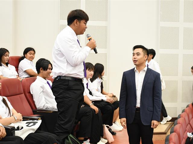 วิทยาลัยการศึกษา ดำเนินการจัดโครงการปฐมนิเทศนิสิตใหม่ ระดับปริญญาตรี ประจำปีการศึกษา 2569 ต้อนรับ "ฟ้ามุ่ยช่อที่ 16" สู่รั้วมหาวิทยาลัยพะเยา