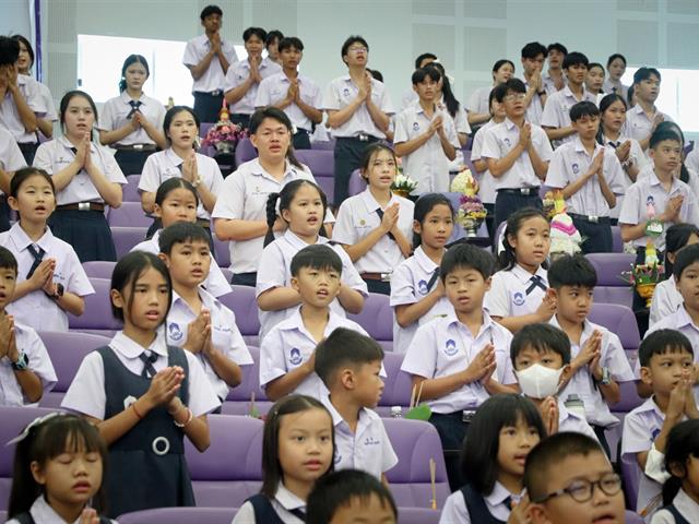 พิธีไหว้ครู “ประณตจิต ปูชิตคุณาจารย์” โรงเรียนสาธิตมหาวิทยาลัยพะเยา สานสายใยครู–ศิษย์ ประจำปีการศึกษา 2569