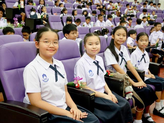 พิธีไหว้ครู “ประณตจิต ปูชิตคุณาจารย์” โรงเรียนสาธิตมหาวิทยาลัยพะเยา สานสายใยครู–ศิษย์ ประจำปีการศึกษา 2569