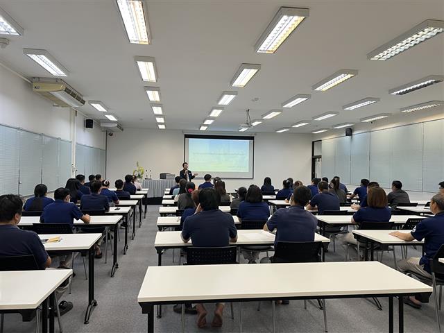 บ.จอร์จ เจนเซน (1).jpg