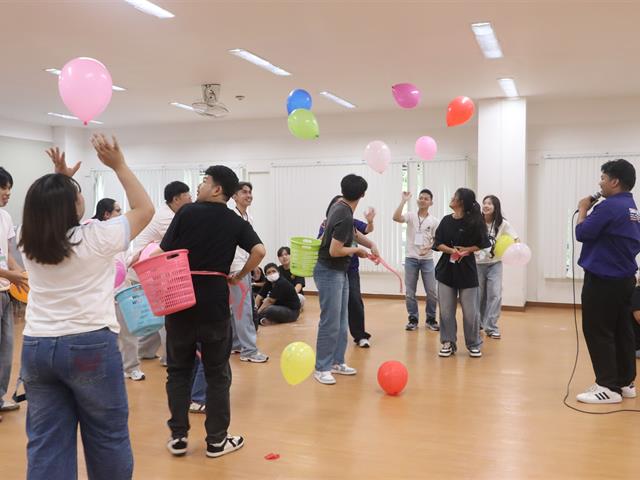 คณะรัฐศาสตร์และสังคมศาสตร์ 