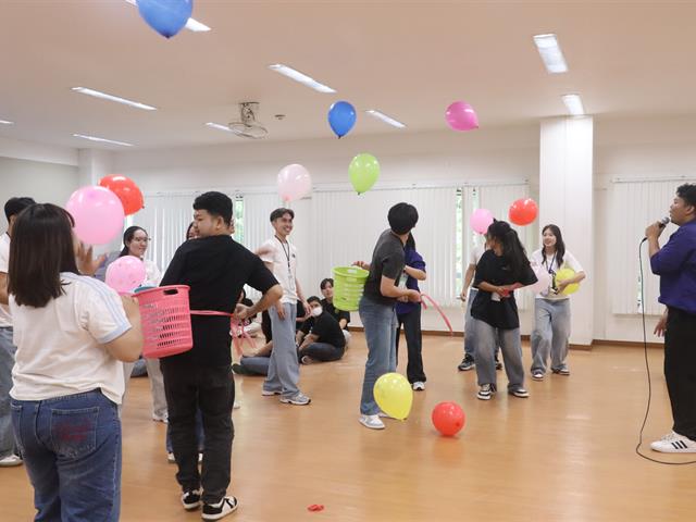 คณะรัฐศาสตร์และสังคมศาสตร์ 