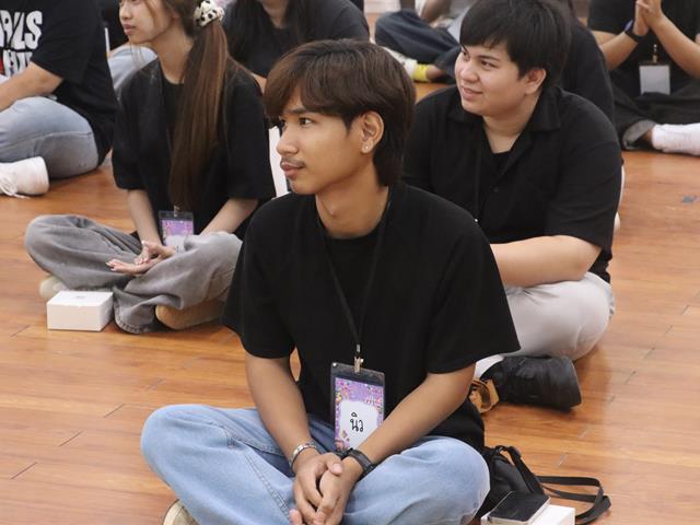 คณะรัฐศาสตร์และสังคมศาสตร์ 