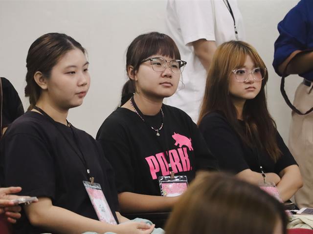 คณะรัฐศาสตร์และสังคมศาสตร์ 