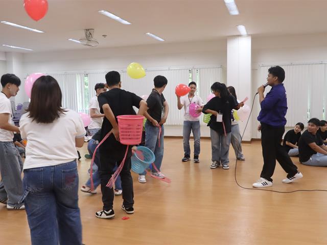 คณะรัฐศาสตร์และสังคมศาสตร์ 