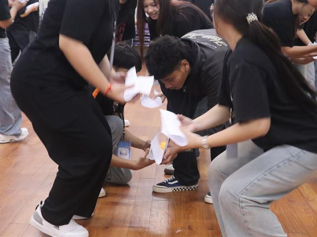 คณะรัฐศาสตร์และสังคมศาสตร์ 