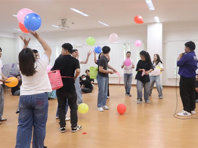 คณะรัฐศาสตร์และสังคมศาสตร์ 