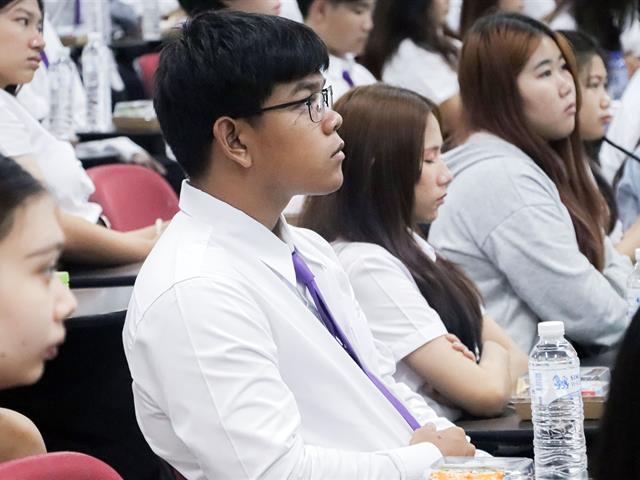 คณะรัฐศาสตร์และสังคมศาสตร์ 