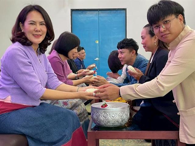 พิธีไหว้ครูนิสิตหลักสูตรและการสอน วิทยาเขตเชียงราย