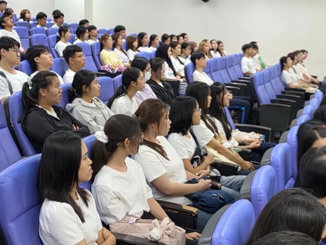 ตื่นรู้ ตื่นตัว ไม่ตื่นกลัว
